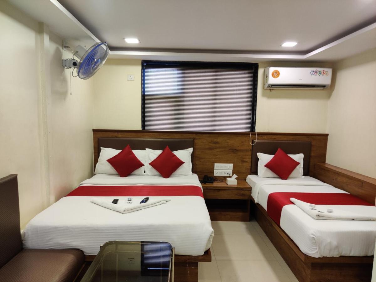 Hotel Happyland Мумбаи Экстерьер фото